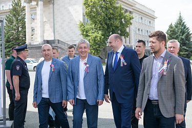 Оренбуржцы отметили День России